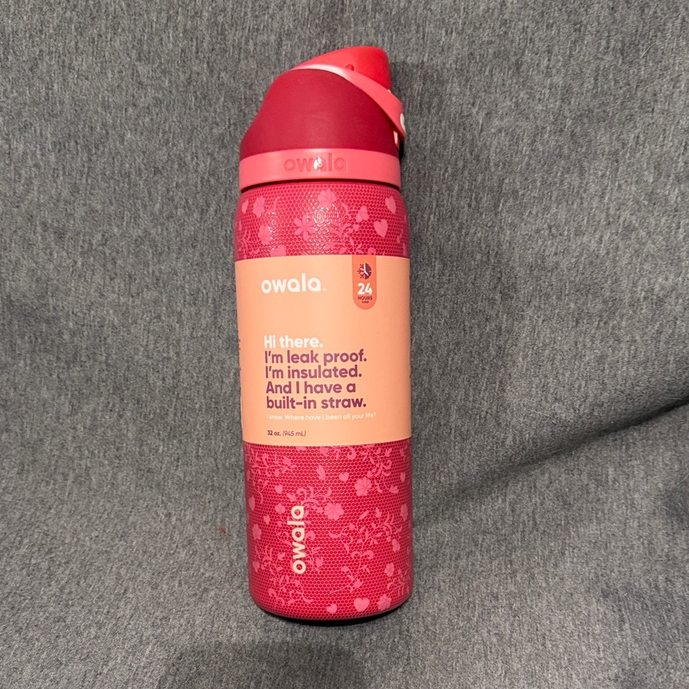 Authentic Owala Love Letter 32oz Freesip NWT